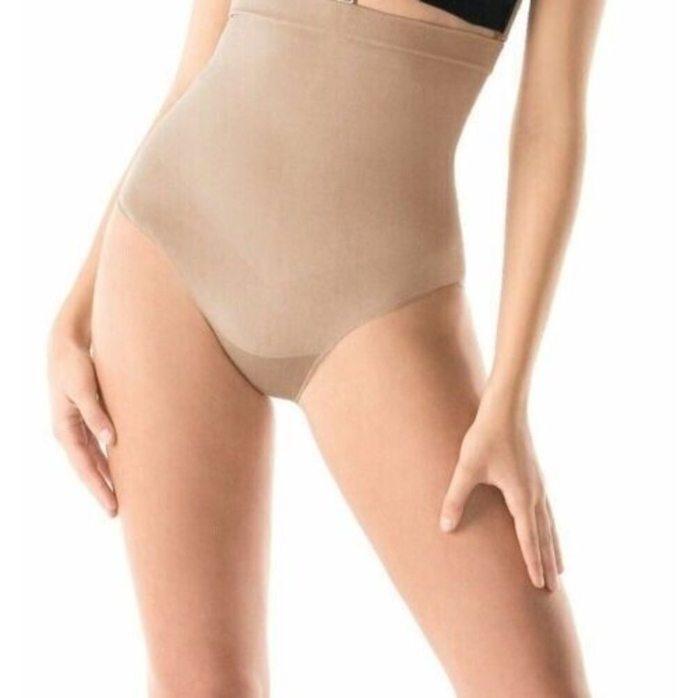 spanx slim cognito Shaping Bodysuit 069 Nude Sz Xl New